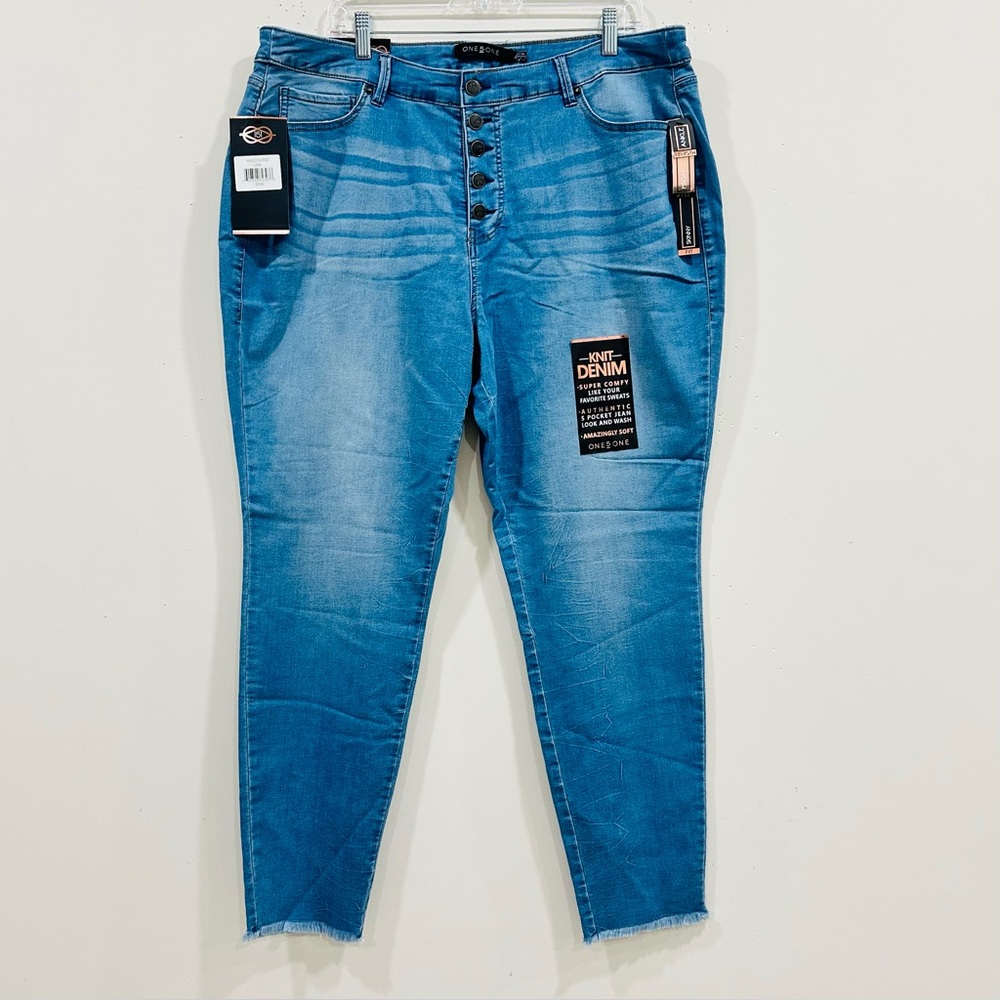 NWT  One 5‎ One by Ashley Stewart Women's Plus Size 20W Denim Jeans Stone Wash